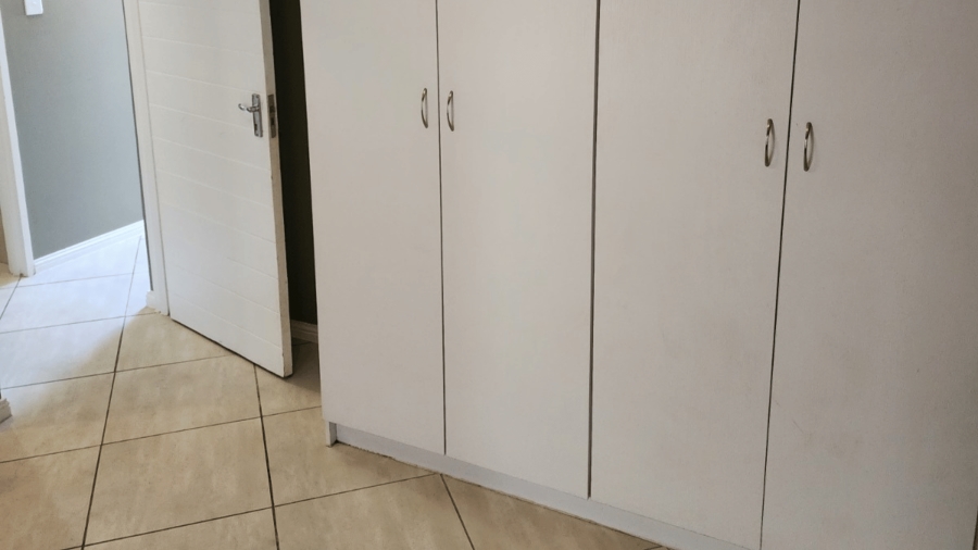2 Bedroom Property for Sale in Buh Rein Estate Western Cape